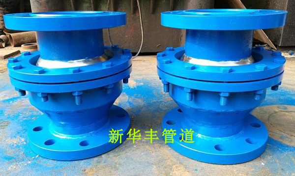球形补偿器是解决管道热胀冷缩的设备.jpg